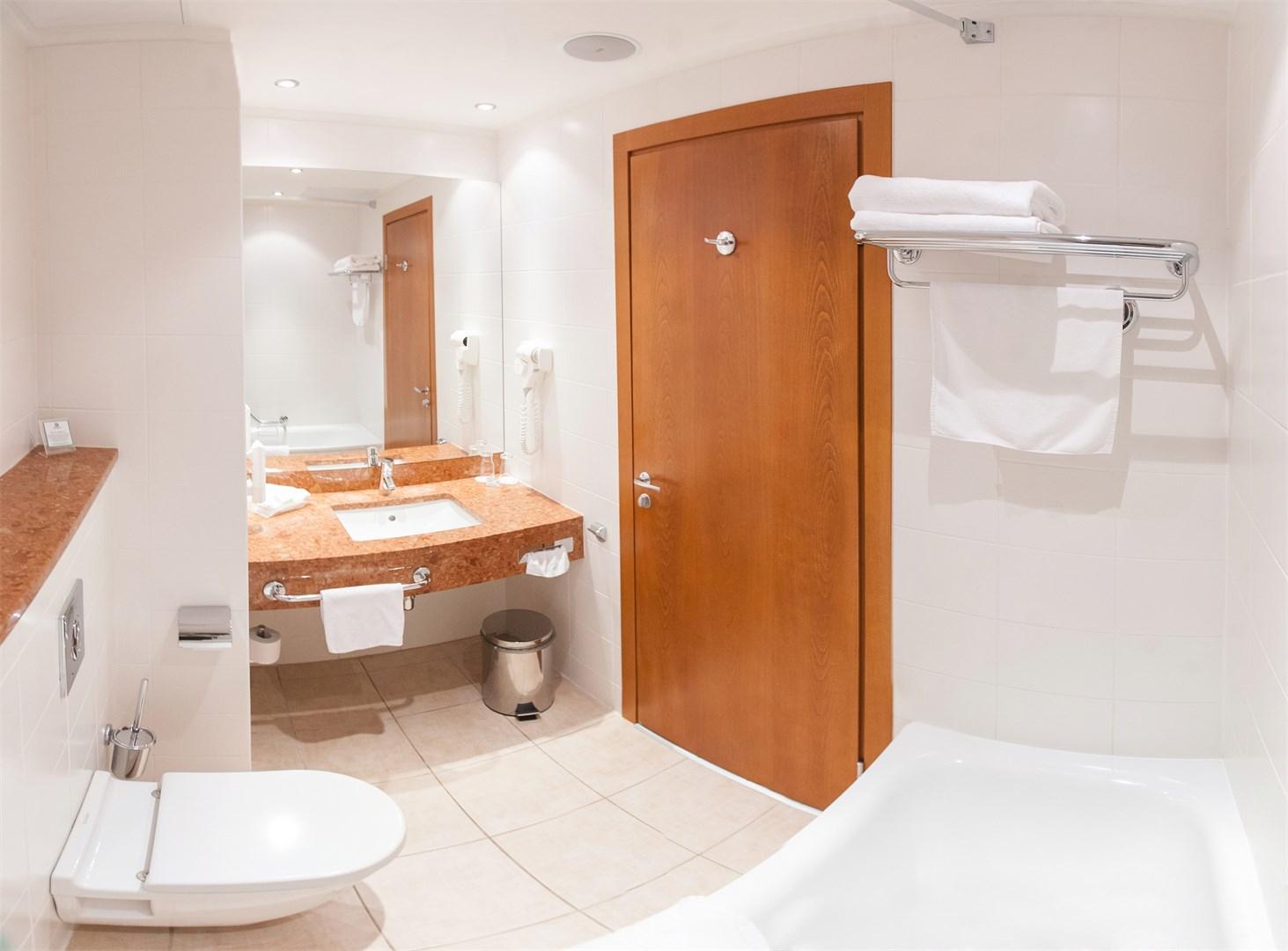 Номер стандарт с 1 двуспальной кроватью king-size 2